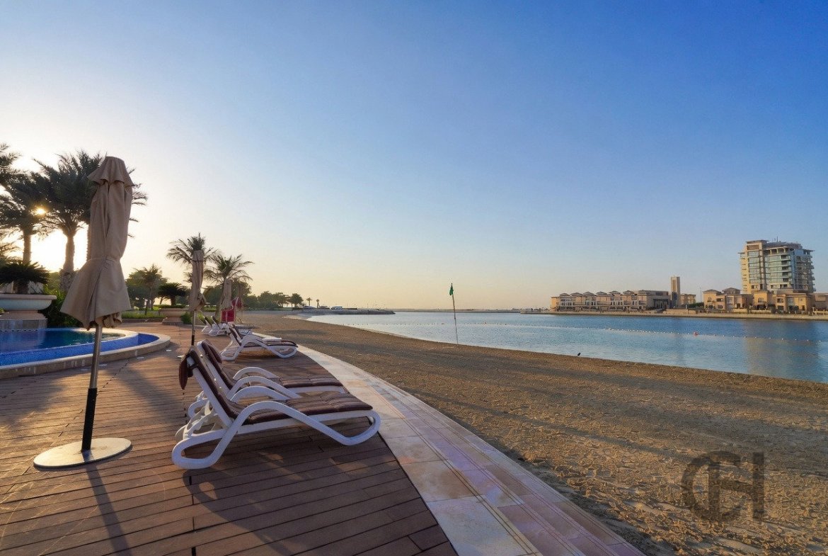 4BR Villa for rent in Al Raha Beach Hotel, Al Raha Beach, Abu Dhabi - property photo 13
