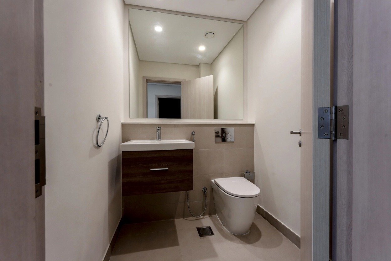 2BR Apartment for Rent in Residences E | Yas Golf Collection