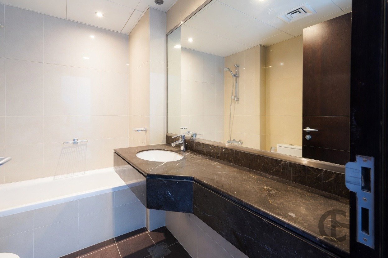 imgi_30_image_result 1BR Apartment for Rent in Sky Tower | Skyline and sea view