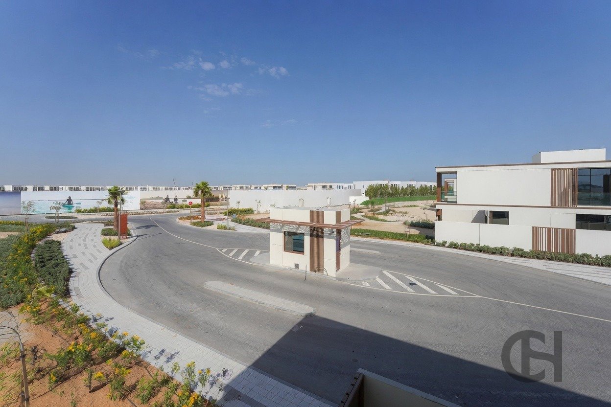 2BR Townhouse for rent in Nad Al Dhabi, Al Jubail Island, Abu Dhabi with Single Row, Community View, Balcony. View photos, amenities and availability.
