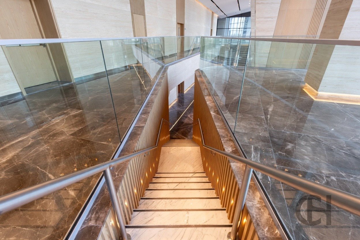 Renovated 3 bedroom apartment with maid room in Radiant Square Al Reem Island - photo 14