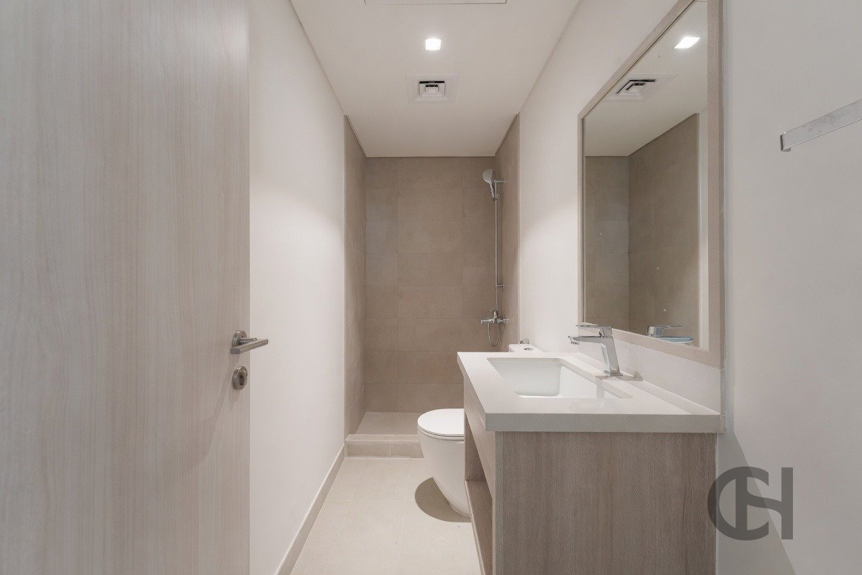 3BR Townhouse for rent in Noya Viva, Yas Island, Abu Dhabi with Single Row, Community View, Maid Room. View photos, amenities and availability.
