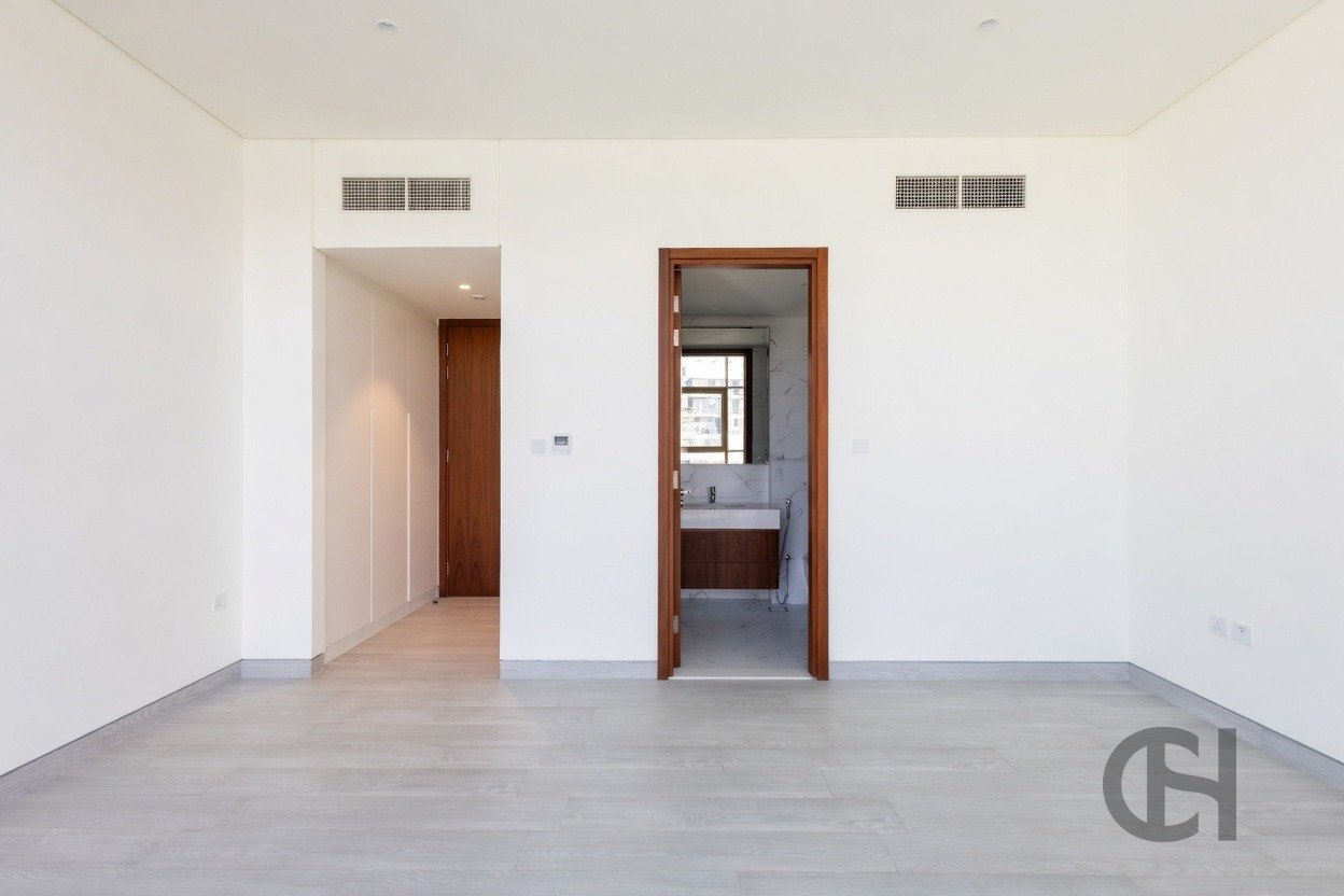3BR Townhouse for rent in Souk Al Jubail, Al Jubail Island, Abu Dhabi with Single Row, Community View, Balcony. View photos, amenities and availability. 3BR Townhouse for rent in Souk Al Jubail, Al Jubail Island, Abu Dhabi with Single Row, Community View, Balcony. View photos, amenities and availability.