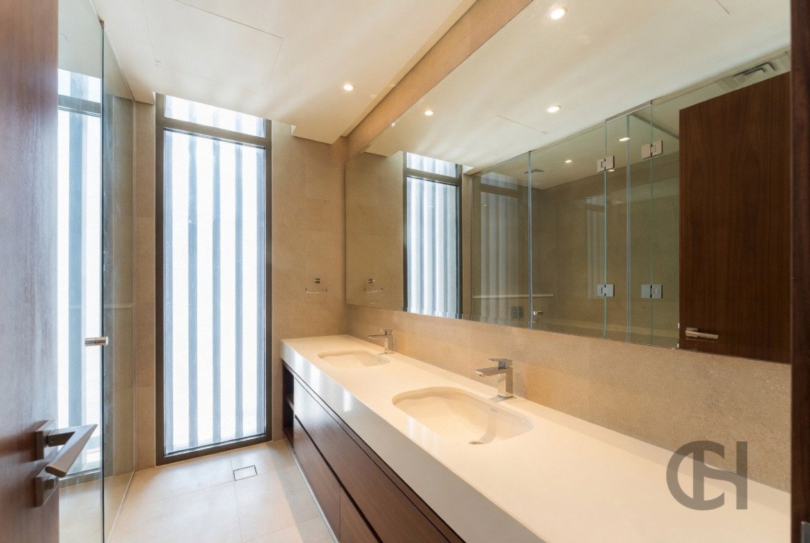 5BR Villa for rent in Nad Al Dhabi, Al Jubail Island, Abu Dhabi - property photo 13