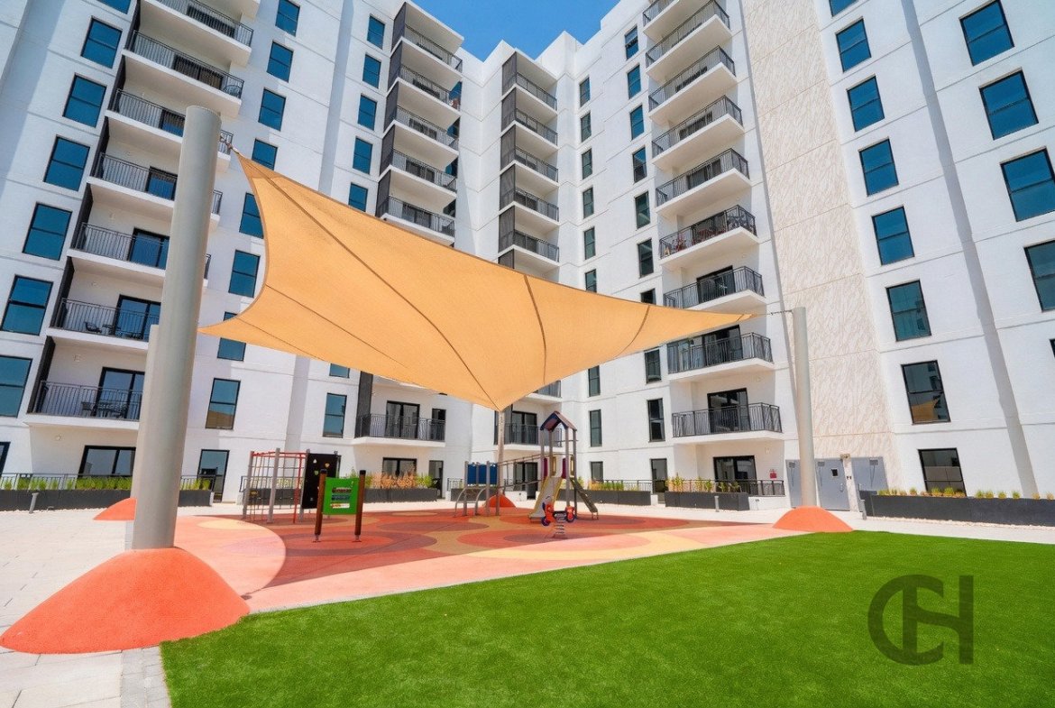 1BR Apartment for rent in Waters Edge, Yas Island, Abu Dhabi with Community View, Balcony. View photos, amenities and availability.