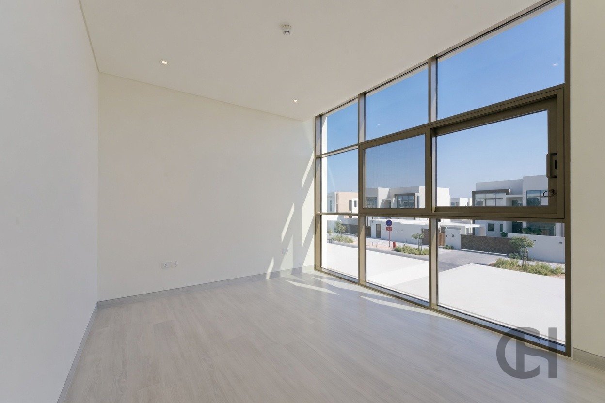 3BR Townhouse for rent in Nad Al Dhabi, Al Jubail Island, Abu Dhabi with Single Row, Community View, Corner Unit. View photos, amenities and availability.