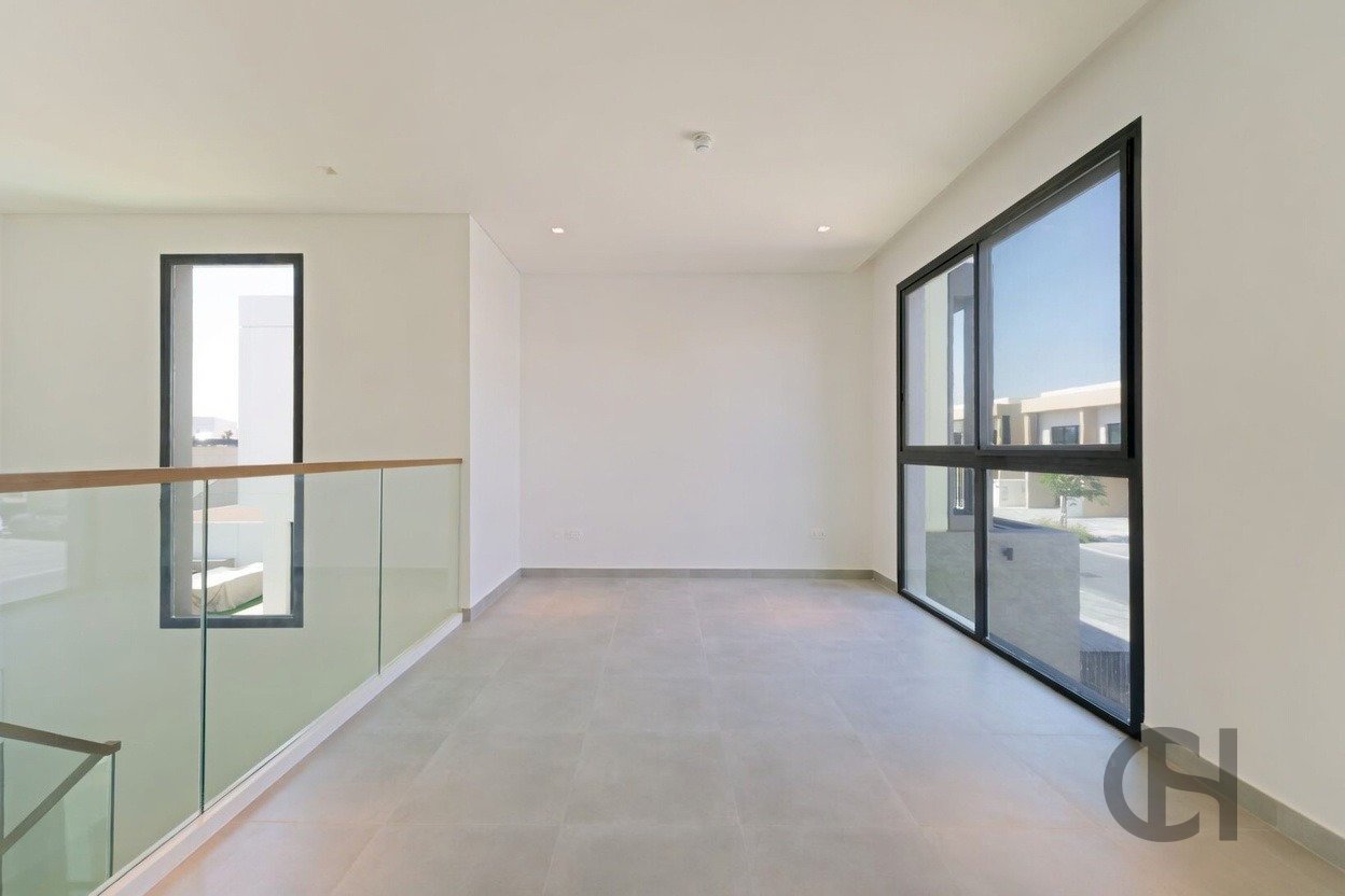 3BR Townhouse for rent in The Dahlias, Yas Island, Abu Dhabi with Community View, Balcony, Maid Room. View photos, amenities and availability.