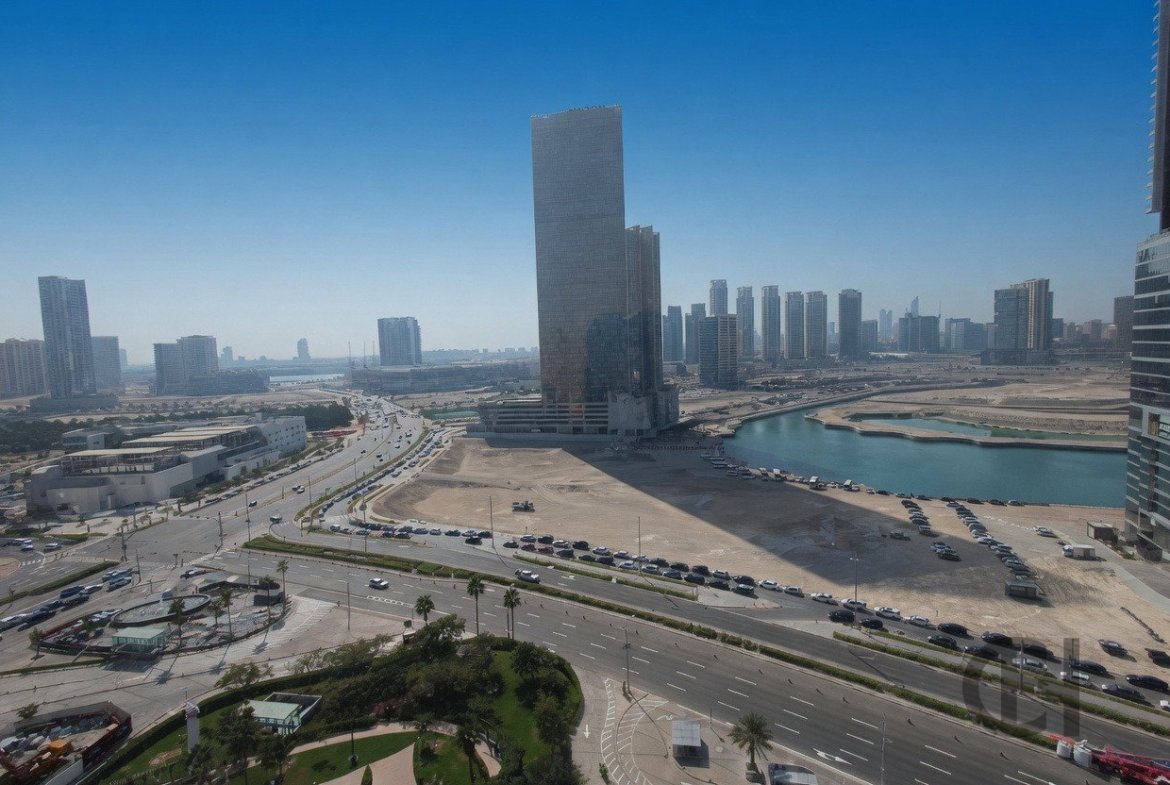 1BR Apartment for Rent in Sun Tower | Canal view