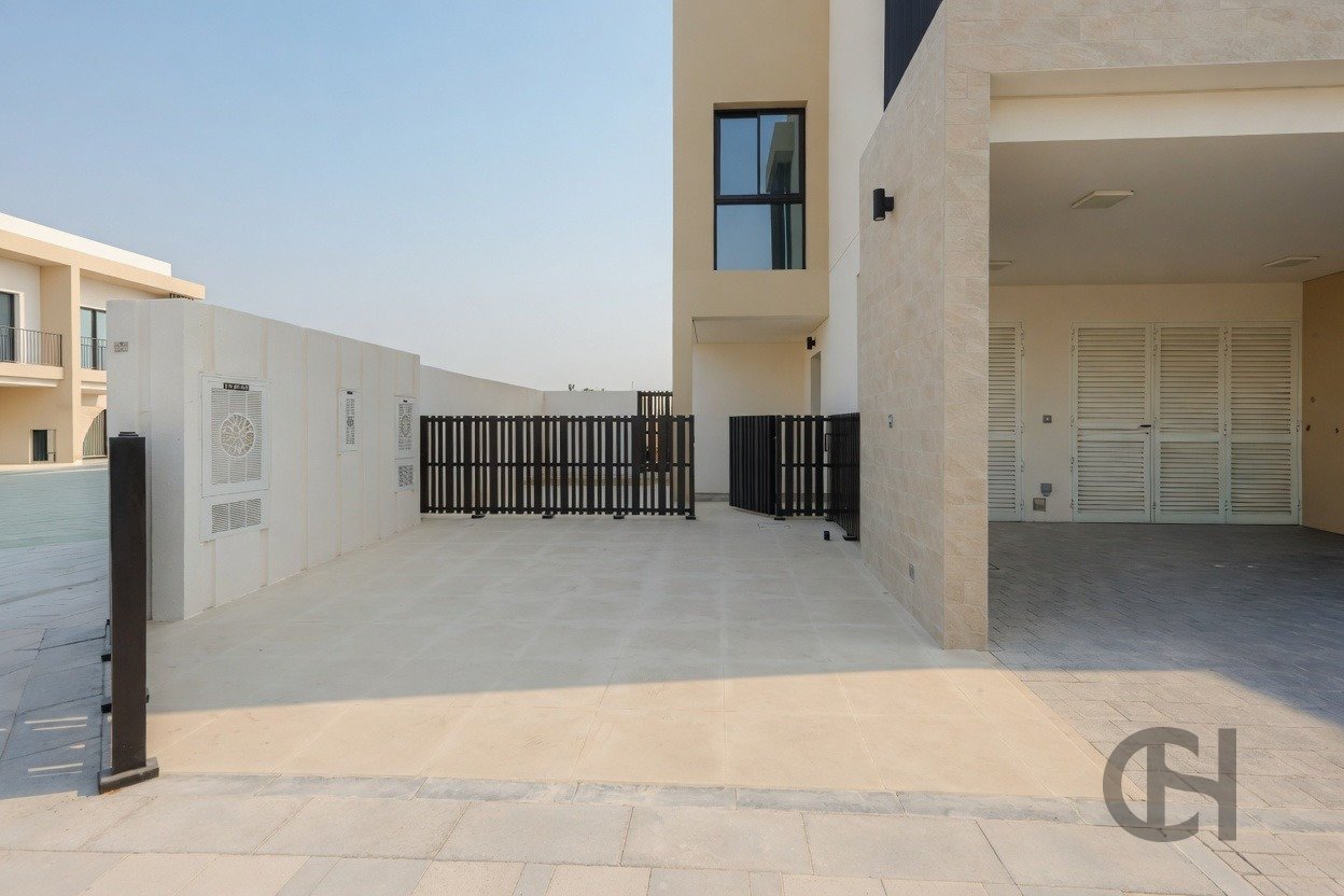 4BR Townhouse for rent in The Dahlias, Yas Island, Abu Dhabi with Single Row, Corner Unit, Balcony. View photos, amenities and availability.