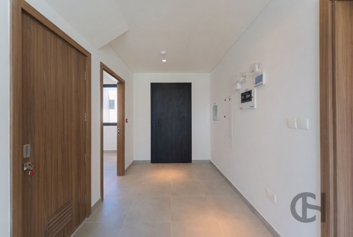3BR Townhouse for rent in The Dahlias, Yas Island, Abu Dhabi with Community View, Balcony, Maid Room. View photos, amenities and availability.