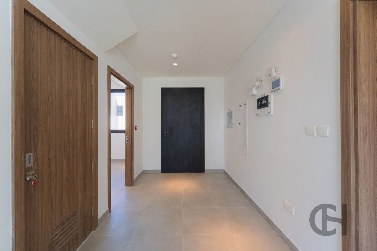 3BR Townhouse for rent in The Dahlias, Yas Island, Abu Dhabi with Community View, Balcony, Maid Room. View photos, amenities and availability.