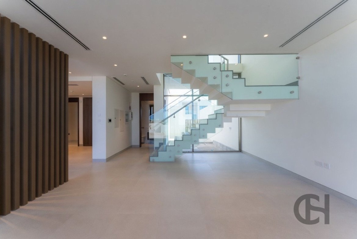 3BR Townhouse for rent in Nad Al Dhabi, Al Jubail Island, Abu Dhabi with Single Row, Community View, Corner Unit. View photos, amenities and availability.