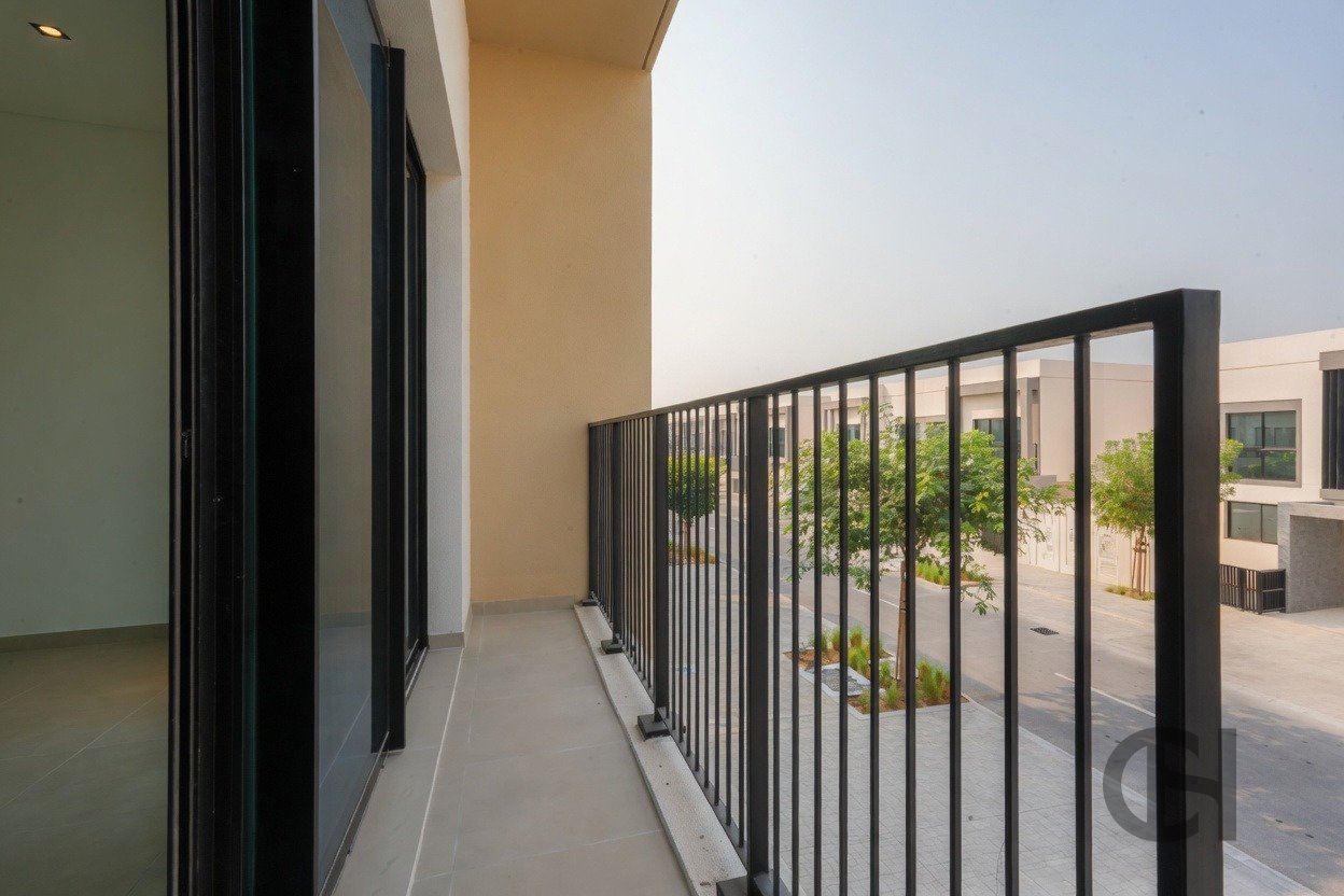 4BR Townhouse for rent in The Dahlias, Yas Island, Abu Dhabi with Single Row, Corner Unit, Balcony. View photos, amenities and availability.