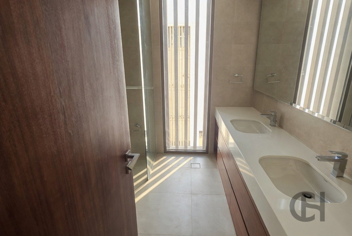 5BR Villa for rent in Nad Al Dhabi, Al Jubail Island, Abu Dhabi - property photo 17