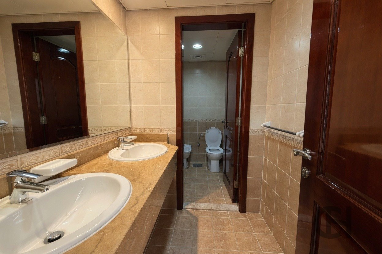 5BR Villa for rent in Mangrove Village, Rabdan, Abu Dhabi - property photo 18