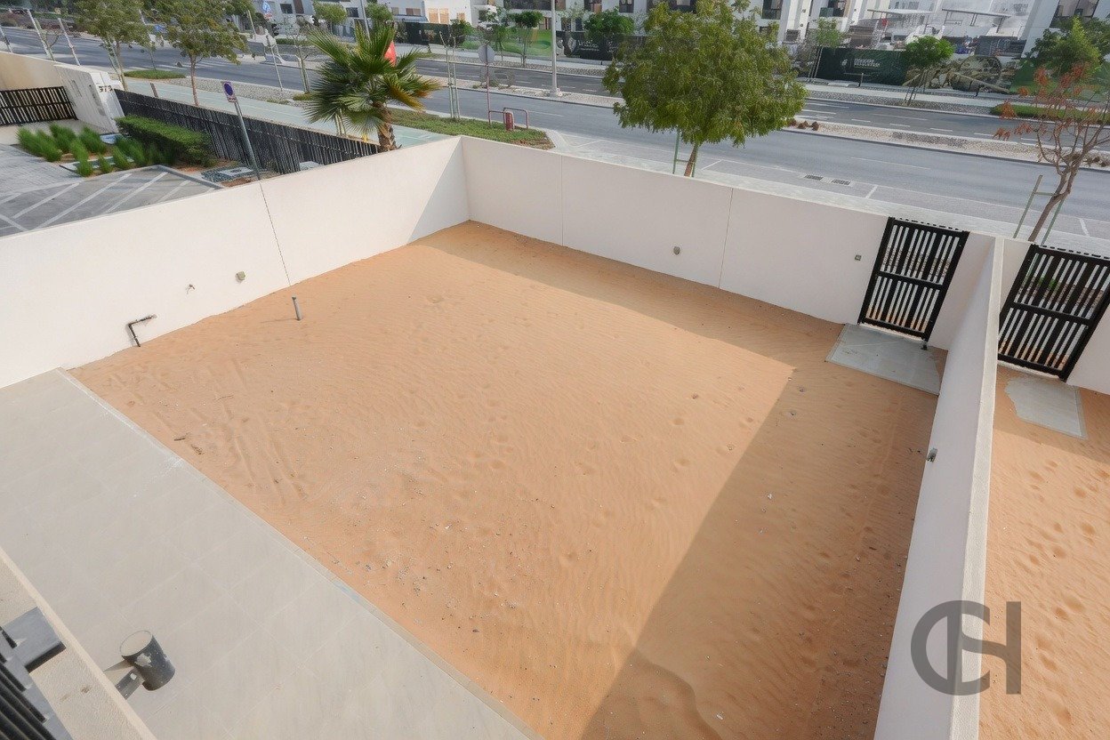 4BR Townhouse for rent in The Dahlias, Yas Island, Abu Dhabi with Single Row, Corner Unit, Balcony. View photos, amenities and availability.