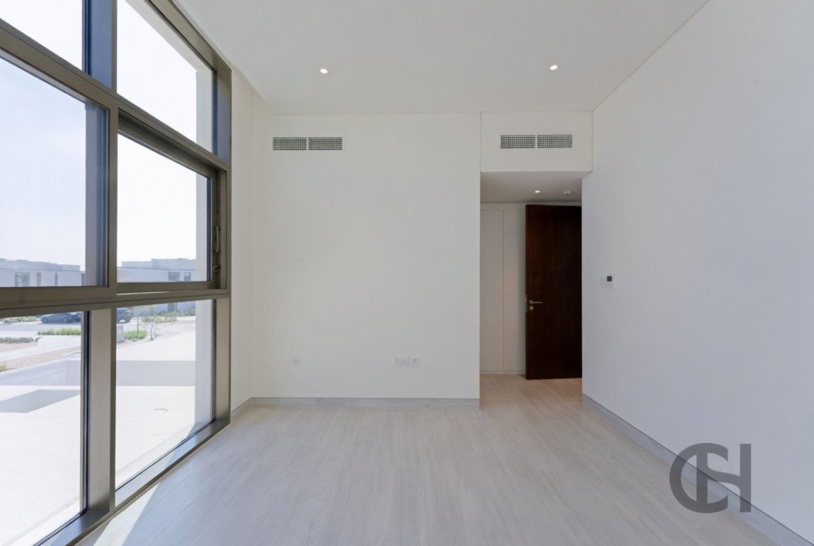 3BR Townhouse for rent in Nad Al Dhabi, Al Jubail Island, Abu Dhabi with Single Row, Community View, Corner Unit. View photos, amenities and availability.