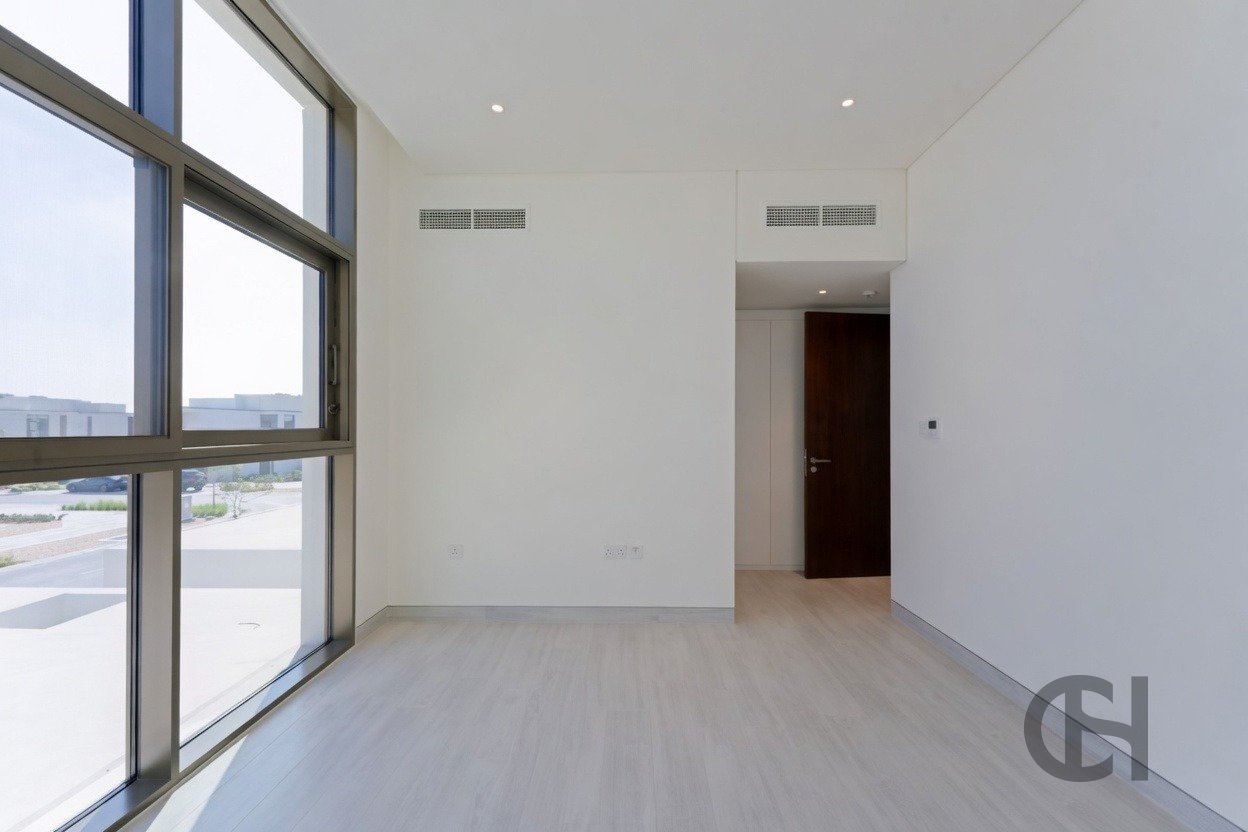 3BR Townhouse for rent in Nad Al Dhabi, Al Jubail Island, Abu Dhabi with Single Row, Community View, Corner Unit. View photos, amenities and availability.
