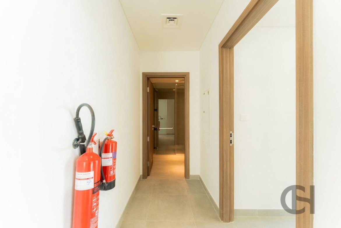 3BR Townhouse for rent in The Dahlias, Yas Island, Abu Dhabi with Community View, Balcony, Maid Room. View photos, amenities and availability.