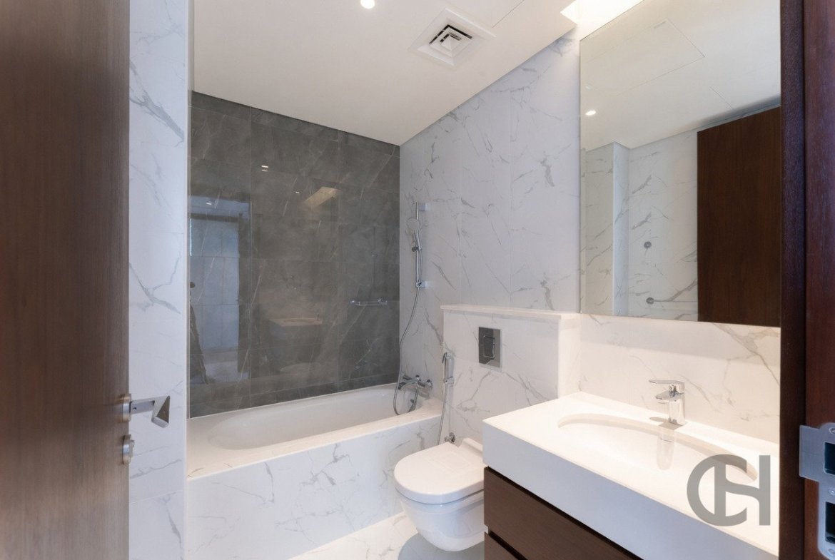 3BR Townhouse for rent in Nad Al Dhabi, Al Jubail Island, Abu Dhabi with Single Row, Community View, Corner Unit. View photos, amenities and availability.