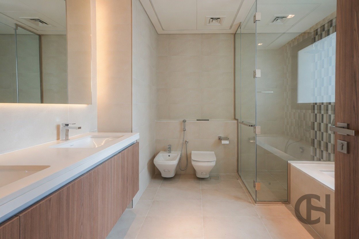 4BR Townhouse for rent in The Dahlias, Yas Island, Abu Dhabi with Single Row, Corner Unit, Balcony. View photos, amenities and availability.