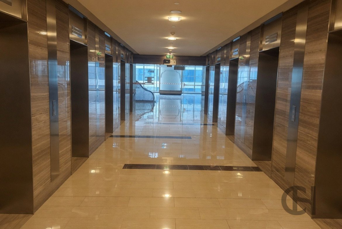 Office for sale in Addax port office tower - property photo 21