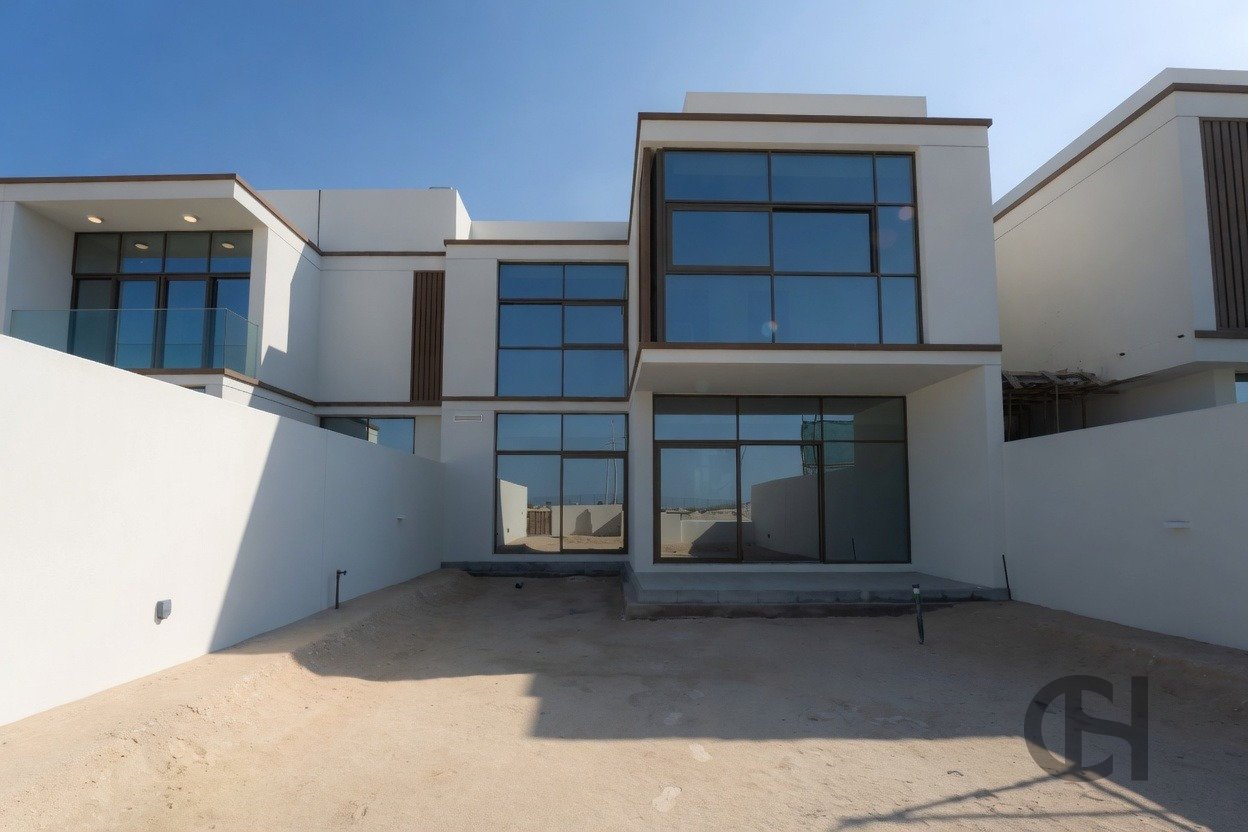 3BR Townhouse for rent in Nad Al Dhabi, Al Jubail Island, Abu Dhabi with Single Row, Community View, Corner Unit. View photos, amenities and availability.