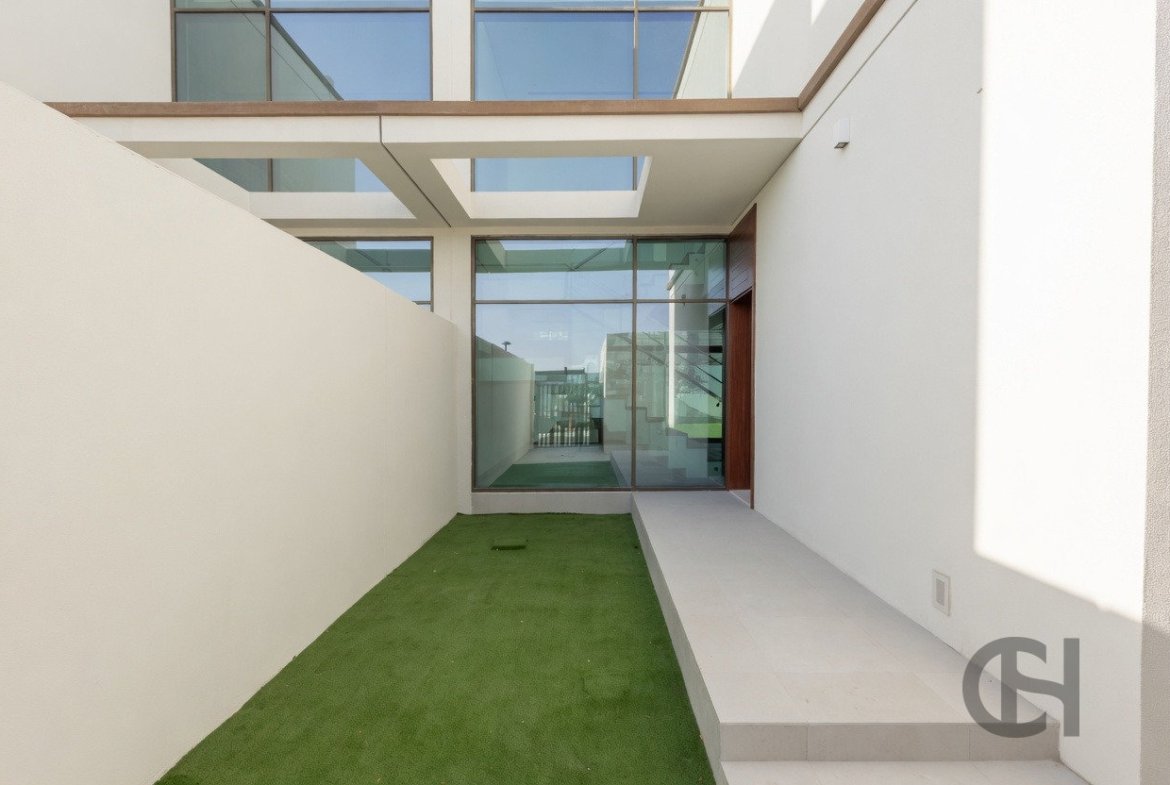 3BR Townhouse for rent in Souk Al Jubail, Al Jubail Island, Abu Dhabi with Single Row, Community View, Balcony. View photos, amenities and availability.