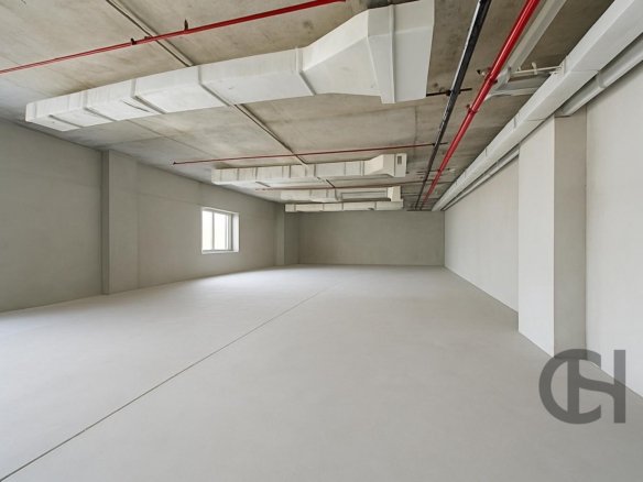 Office for rent in Abu Dhabi Gate City, Al Maqtaa - property photo 1