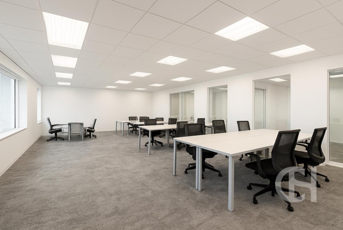 Office for rent in Mussafah, Abu Dhabi - property photo 9