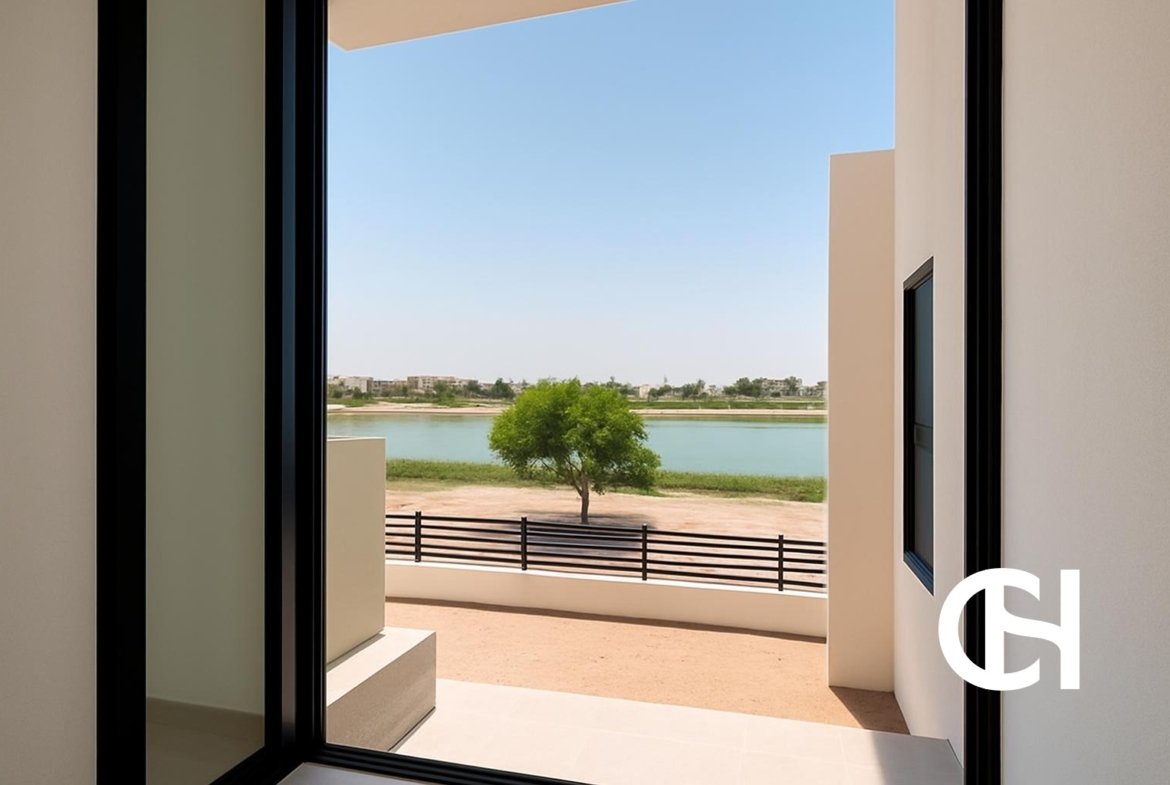 5 bedroom villa for rent in The Magnolias, Yas Acres on Yas Island with 7 bathrooms, 10,984 sq ft built-up area, terrace and private parking.