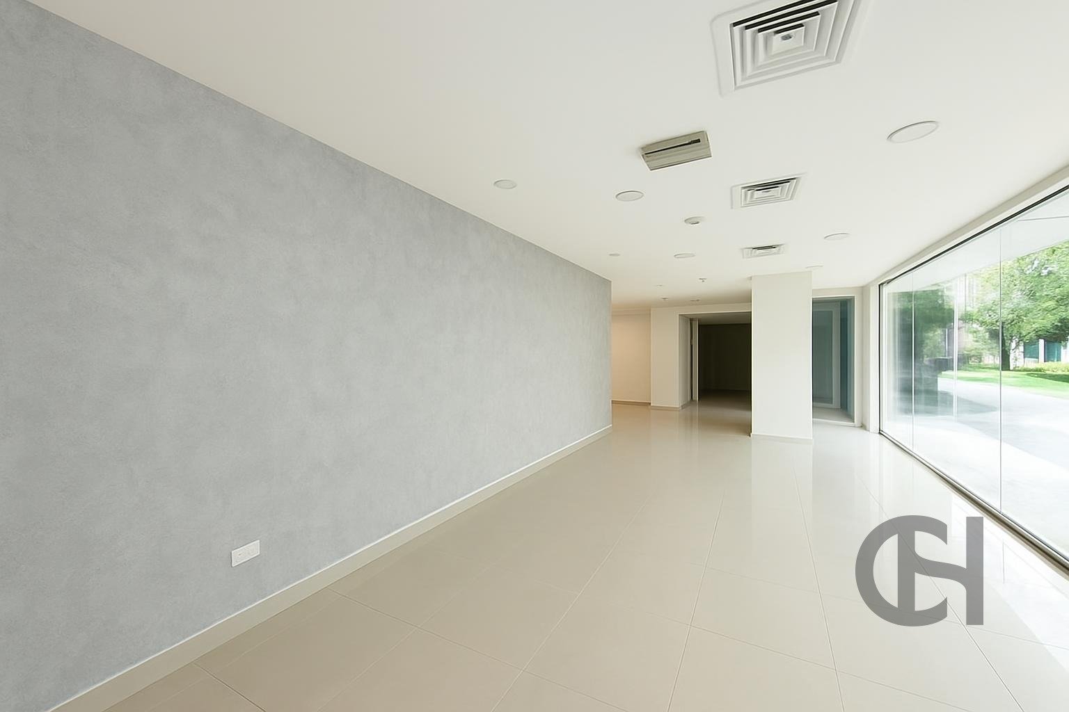 Office for sale in Oceanspace, Al Reem Island, Abu Dhabi - property photo 3