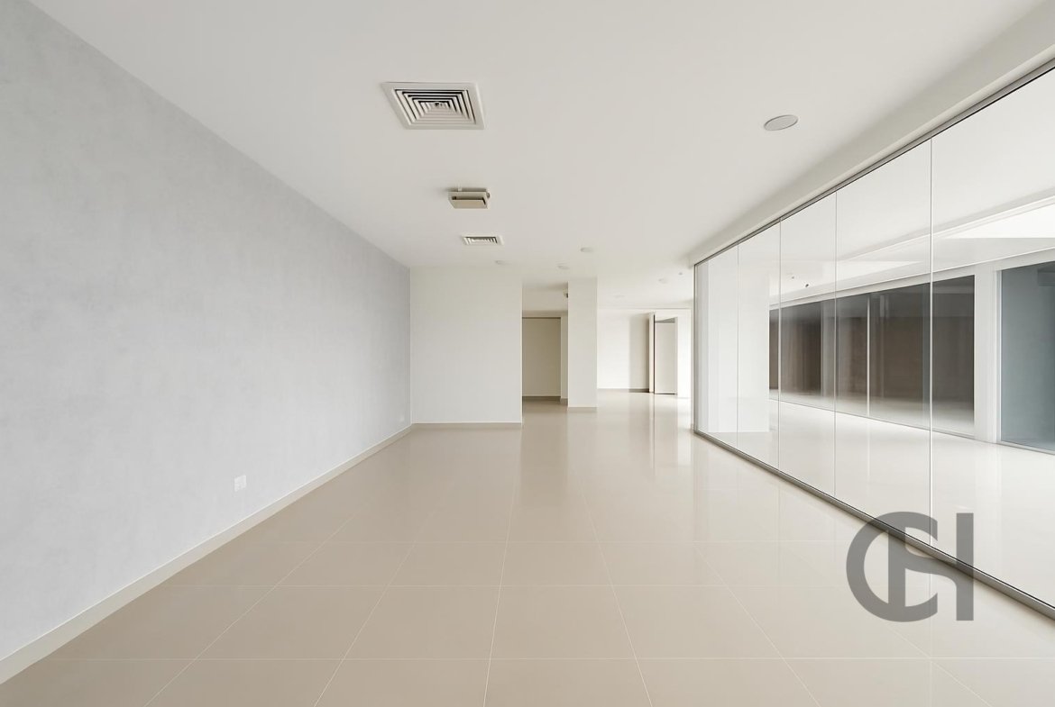 Office for sale in Oceanspace, Al Reem Island, Abu Dhabi - property photo 6