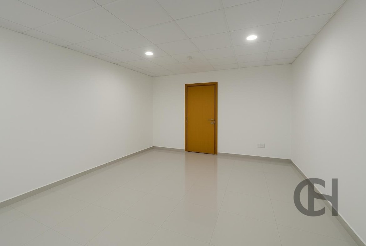 Office for rent in Corniche Area, Abu Dhabi - property photo 4