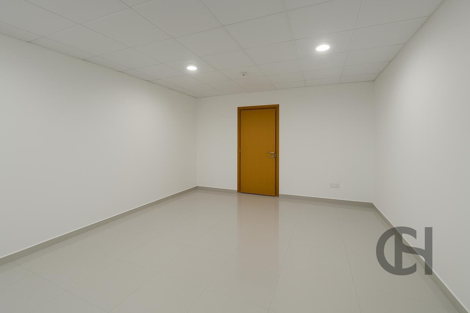Office for rent in Corniche Area, Abu Dhabi - property photo 4