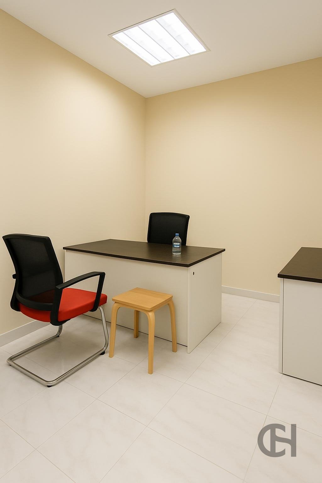 Office for rent in Mussafah, Abu Dhabi - property photo 1