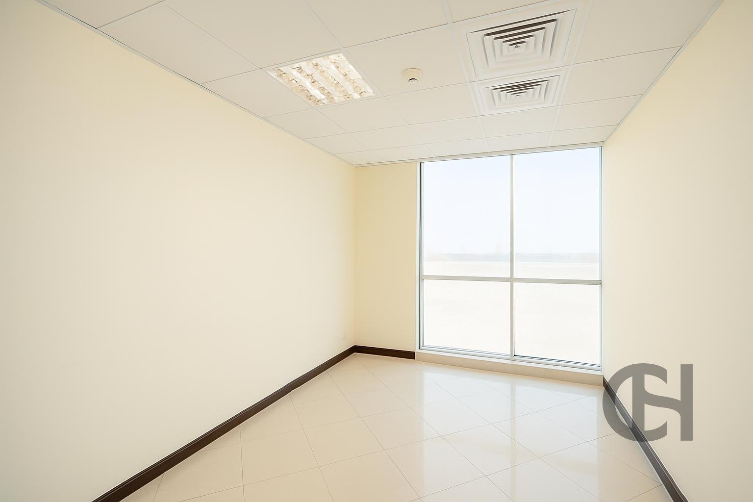 Office for rent in Khalifa City A Villas, Khalifa City, Abu Dhabi - property photo 10